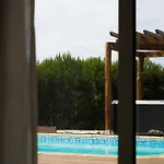 Bed and breakfast Arrifana Destination