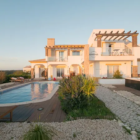 Nocleg ze śniadaniem Arrifana Destination 4*