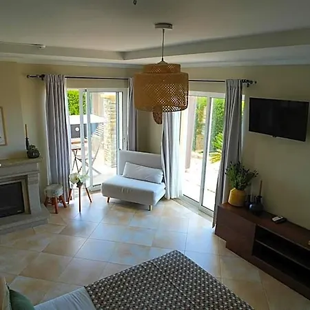 Arrifana Destination B&B 알제주르