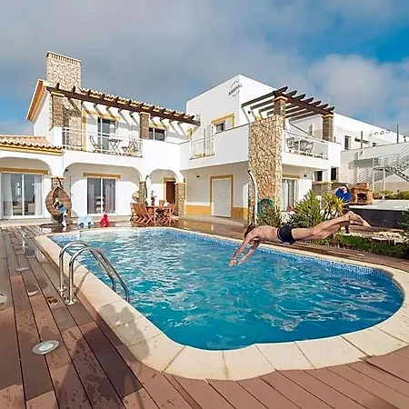 Arrifana Destination Bed & Breakfast 4*