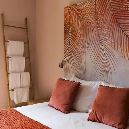 Alojamento de Acomodação e Pequeno-almoço Arrifana Destination 4*