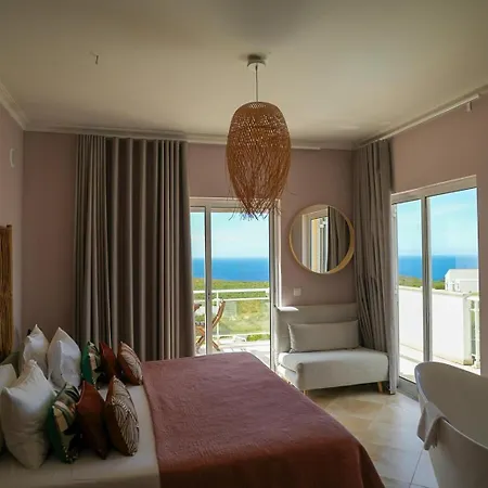 Alojamento de Acomodação e Pequeno-almoço Arrifana Destination Aljezur